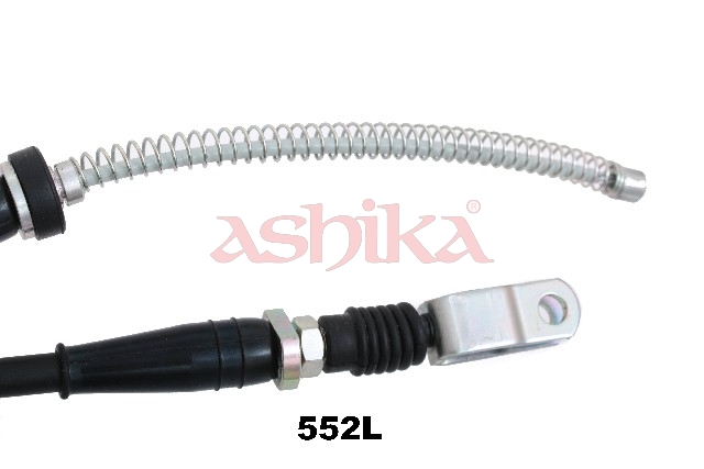 ASHIKA 13105552l bagved til venstre for MITSUBISHI