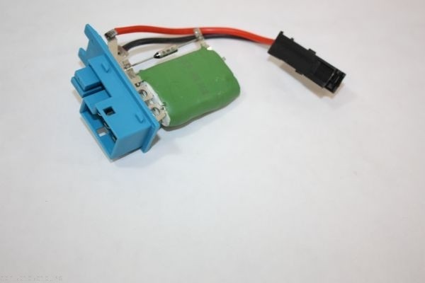 AUTOMEGA Modstand, kabineventilator 150105910 for OPEL GENERAL MOTORS