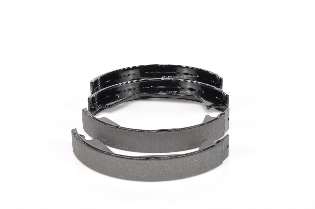 BOSCH Bremsebakkesæt, parkeringsbremse 0 986 487 623 for VOLVO