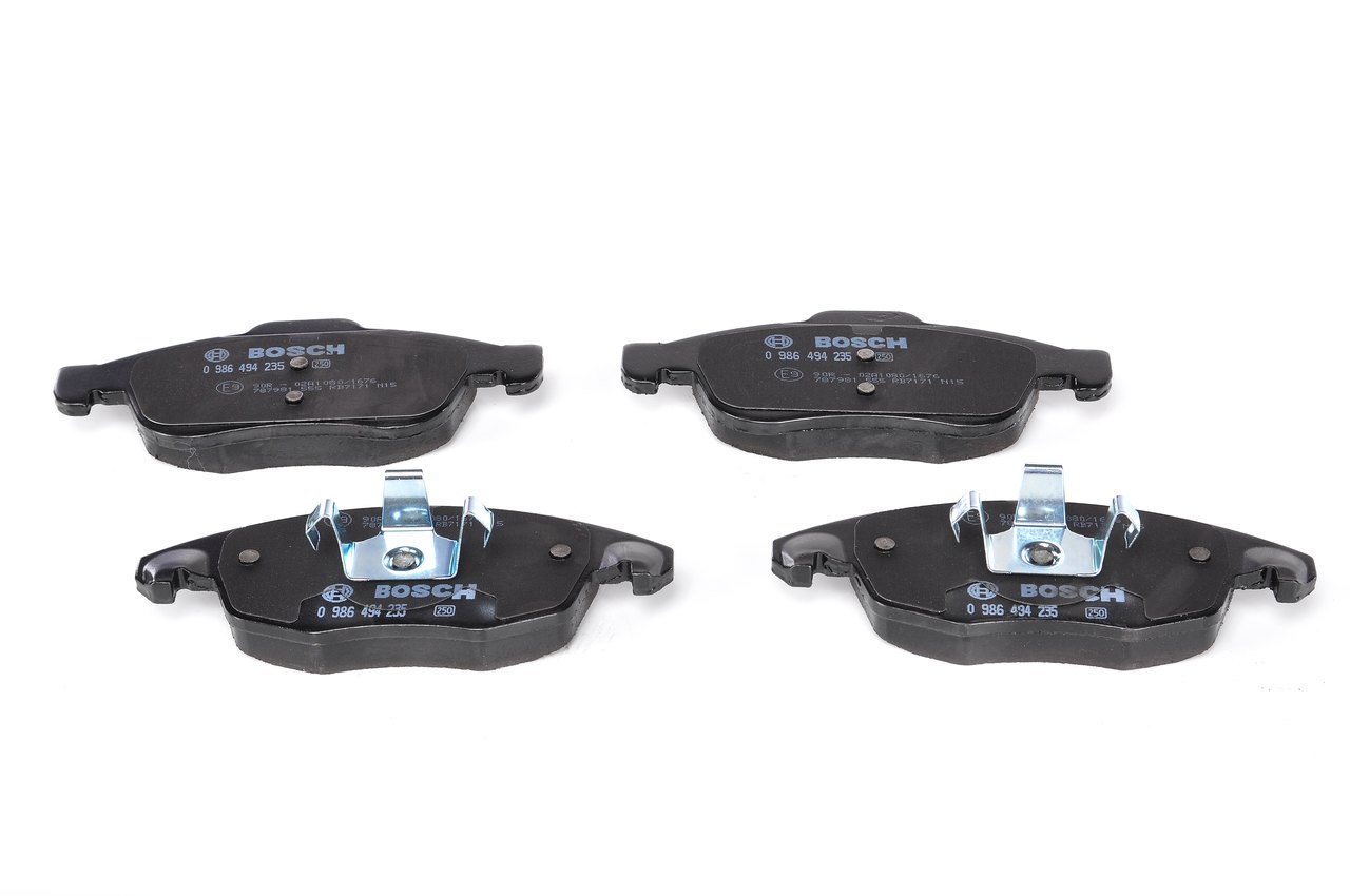 BOSCH Bremseklodser 0986494235 for PEUGEOT