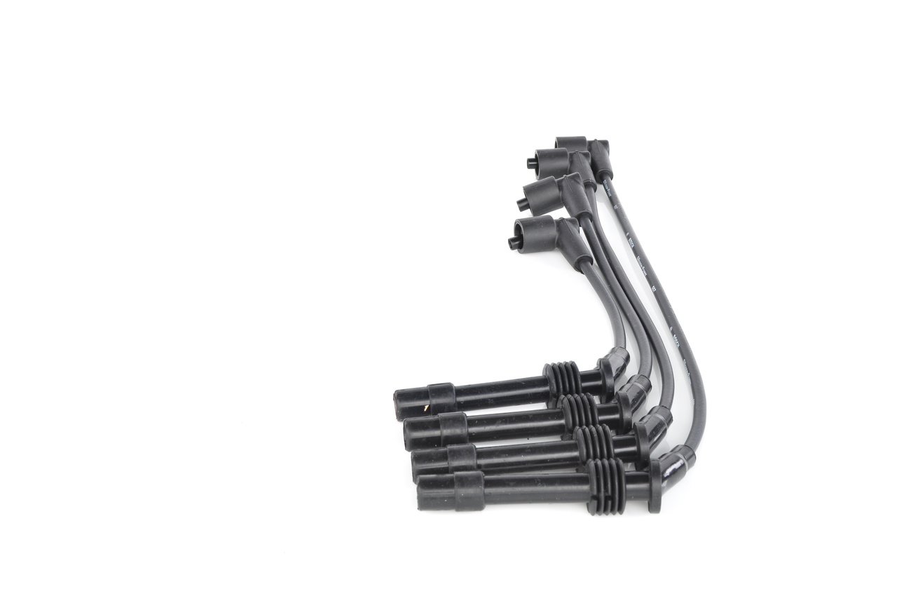 BOSCH Tændkabelsæt 0 986 357 226 for OPEL HOLDEN