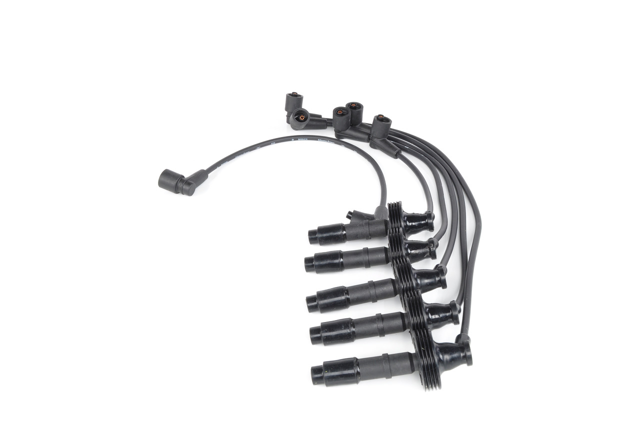 BOSCH Tændkabelsæt 0 986 357 054 for VOLVO