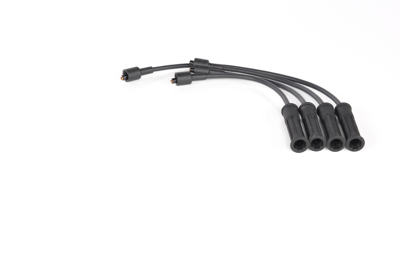 BOSCH Tændkabelsæt 0 986 357 184 for RENAULT