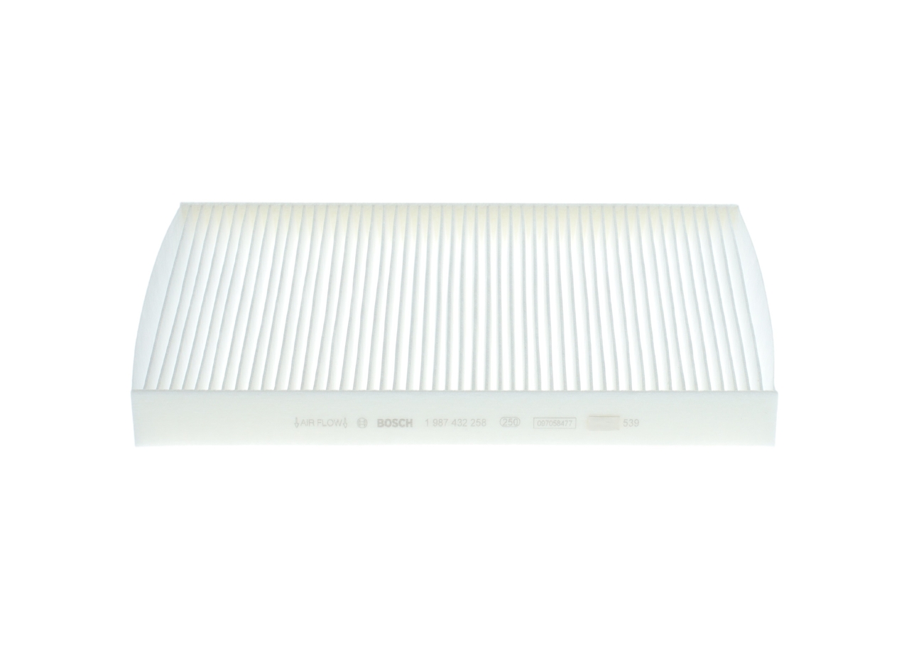 BOSCH Kabineluftfilter 1987432258 for IVECO