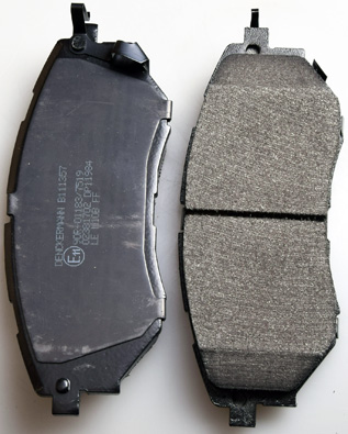 DENCKERMANN Bremseklodser B111357 foraksel for SUBARU