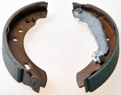 DENCKERMANN Bremsebakkesæt b120007 bagaksel for NISSAN