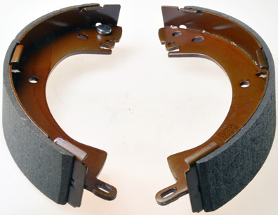 DENCKERMANN Bremsebakkesæt b120017 bagaksel for CHRYSLER MITSUBISHI