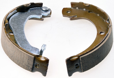 DENCKERMANN Bremsebakkesæt b120214 bagaksel for TOYOTA