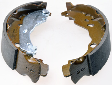 DENCKERMANN Bremsebakkesæt b120218 bagaksel for NISSAN