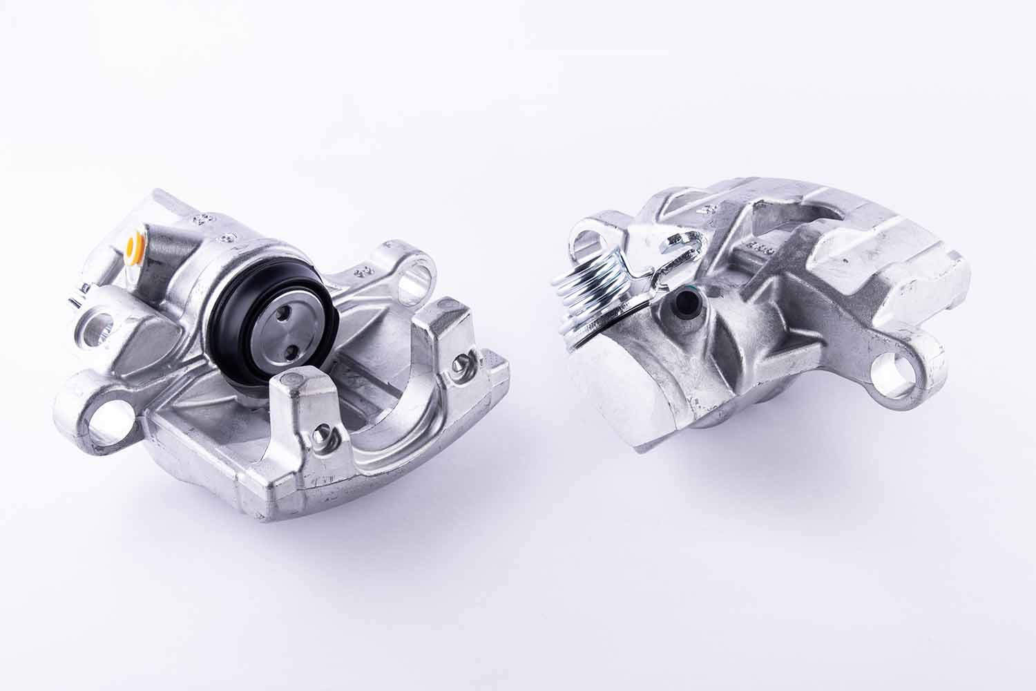 HELLA Bremsekaliper 8an355782681 Bagaksel højre for FORD VOLVO MAZDA
