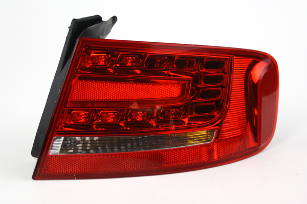 JOHNS Baglygte 13128815 LED højre for AUDI