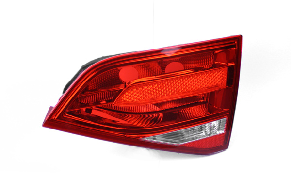 JOHNS Baglygte 1312882 højre for AUDI