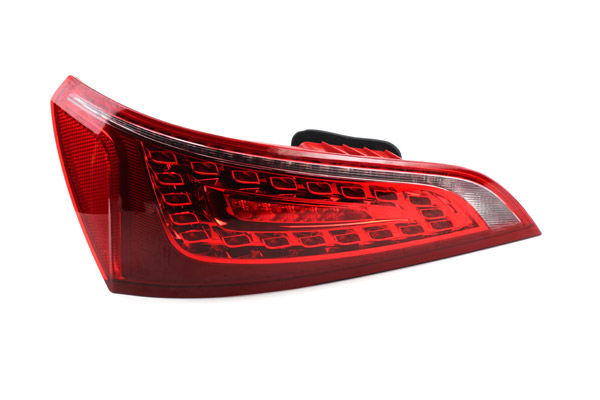 JOHNS Baglygte 1365873 LED venstre for AUDI