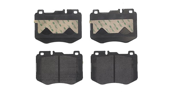 MAGNETI MARELLI Bremseklodser 363700450120 for MERCEDES-BENZ