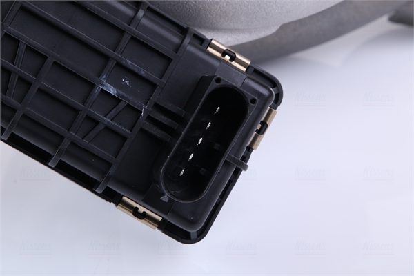 NISSENS Lader, ladesystem 93272 for DODGE MERCEDES-BENZ