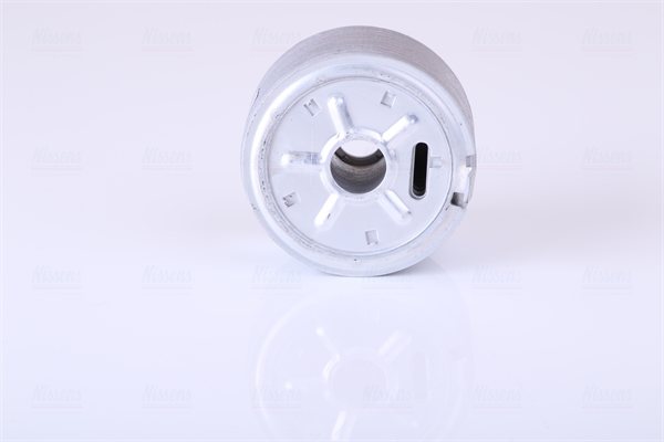 NISSENS Oliekøler, motorolie 90793 for NISSAN