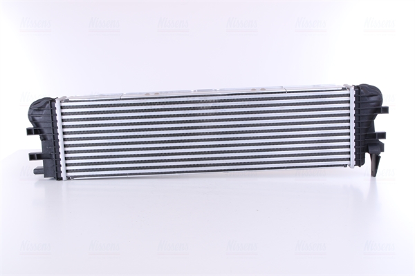 NISSENS Ladeluftkøler 96017 for MERCEDES-BENZ