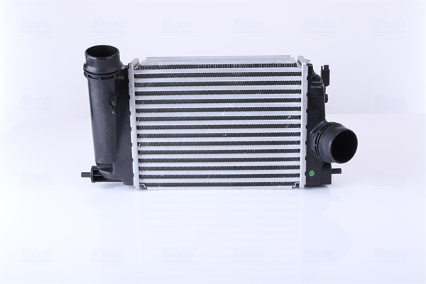 NISSENS Ladeluftkøler 961120 for RENAULT