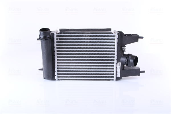 NISSENS Ladeluftkøler 96153 for NISSAN