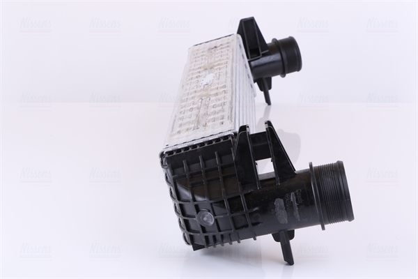 NISSENS Ladeluftkøler 96120 for AUDI