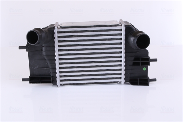 NISSENS Ladeluftkøler 961117 for NISSAN