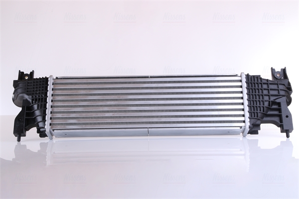 NISSENS Ladeluftkøler 961556 for SUZUKI