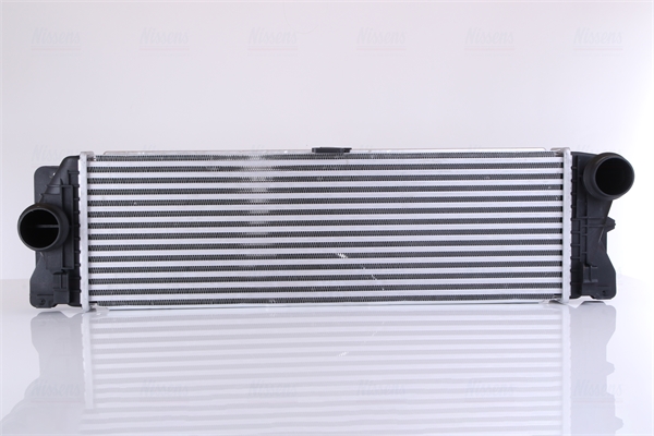 NISSENS Ladeluftkøler 961597 for MERCEDES-BENZ