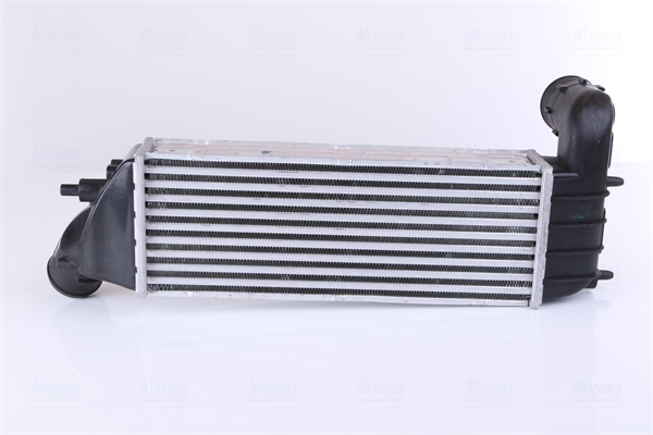 NISSENS Ladeluftkøler 96766 for PEUGEOT LANCIA