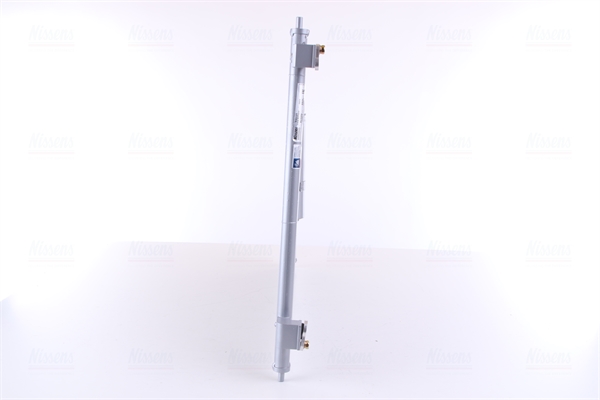 NISSENS Kondensor, klimaanlæg 940121 for NISSAN
