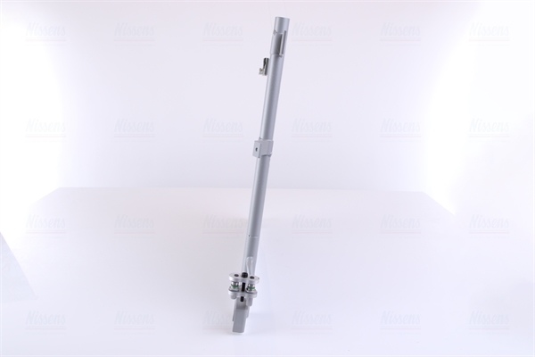 NISSENS Kondensor, klimaanlæg 940338 for NISSAN