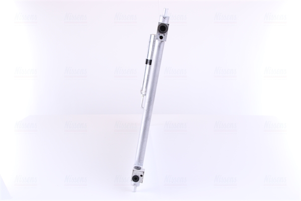 NISSENS Kondensor, klimaanlæg 940382 for NISSAN