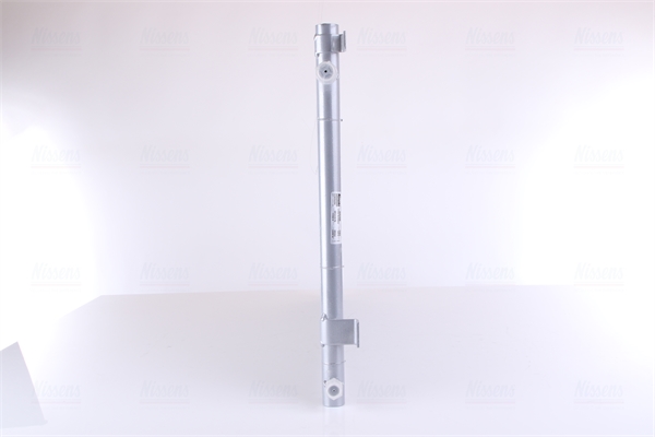 NISSENS Kondensor, klimaanlæg 940468 for IVECO