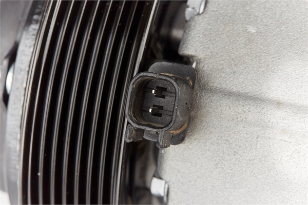 NISSENS Kompressor, klimaanlæg 89569 for FORD
