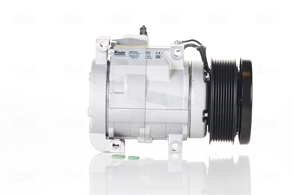 NISSENS Kompressor, klimaanlæg 890153 for TOYOTA