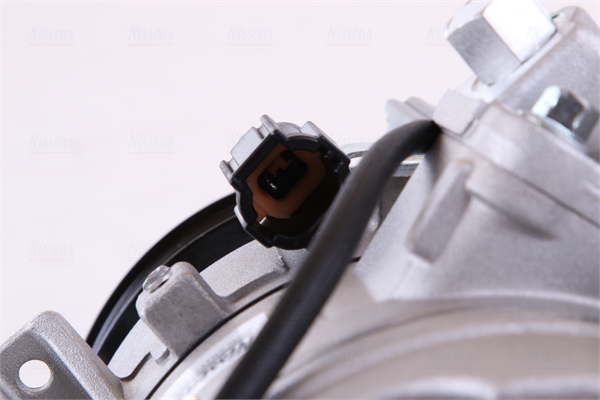 NISSENS Kompressor, klimaanlæg 890816 for INFINITI