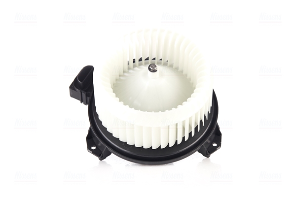 NISSENS Kabineblæser 87724 for SUZUKI