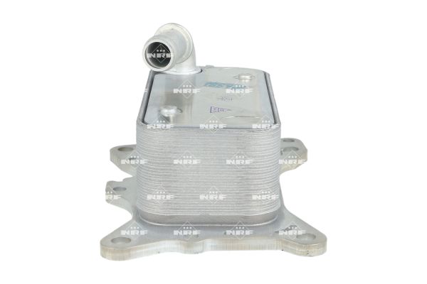 NRF Oliekøler, motorolie 31822 for MERCEDES-BENZ JEEP