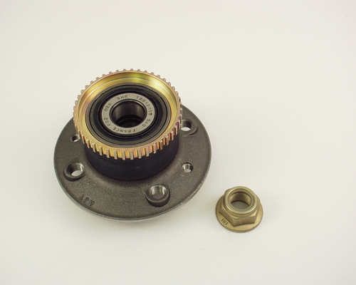 TRISCAN Hjullejesæt 8530 25236 for RENAULT