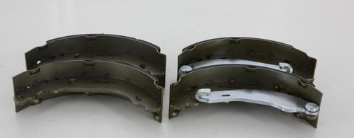 TRISCAN Bremsebakkesæt 810025002 for RENAULT