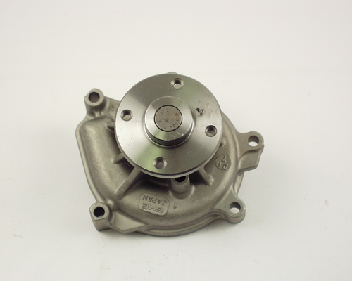 TRISCAN Vandpumpe 8600 13013 for TOYOTA