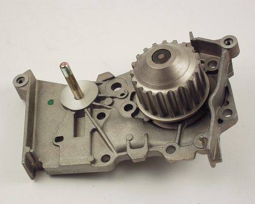 TRISCAN Vandpumpe 8600 25012 for NISSAN DACIA