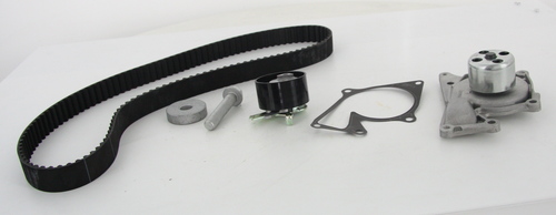 TRISCAN Vandpumpe + tandremssæt 8647100505 for DACIA