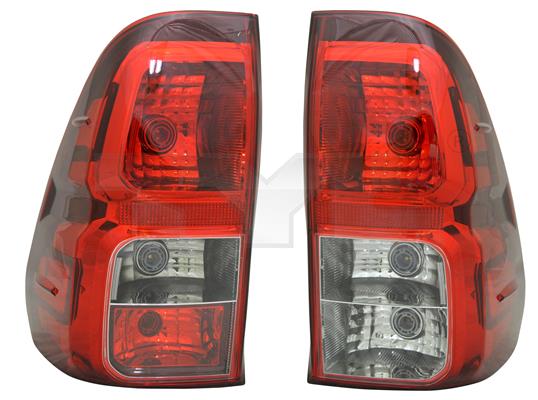 TYC Baglygte 1112962152 venstre for TOYOTA