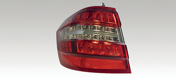 VALEO Baglygte 044064 højre for MERCEDES-BENZ