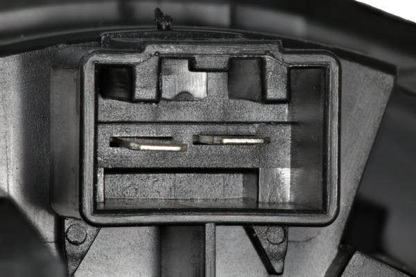 VALEO Kabineblæser 884546 foran for FORD