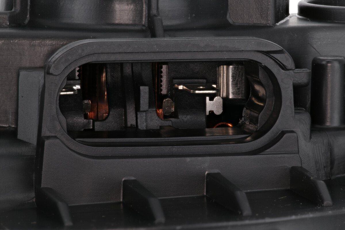 VALEO Kabineblæser 884644 foran for PEUGEOT