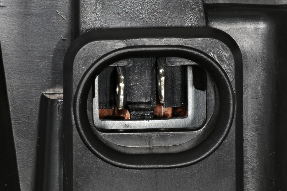 VALEO Kabineblæser 884650 foran for RENAULT RENAULT TRUCKS