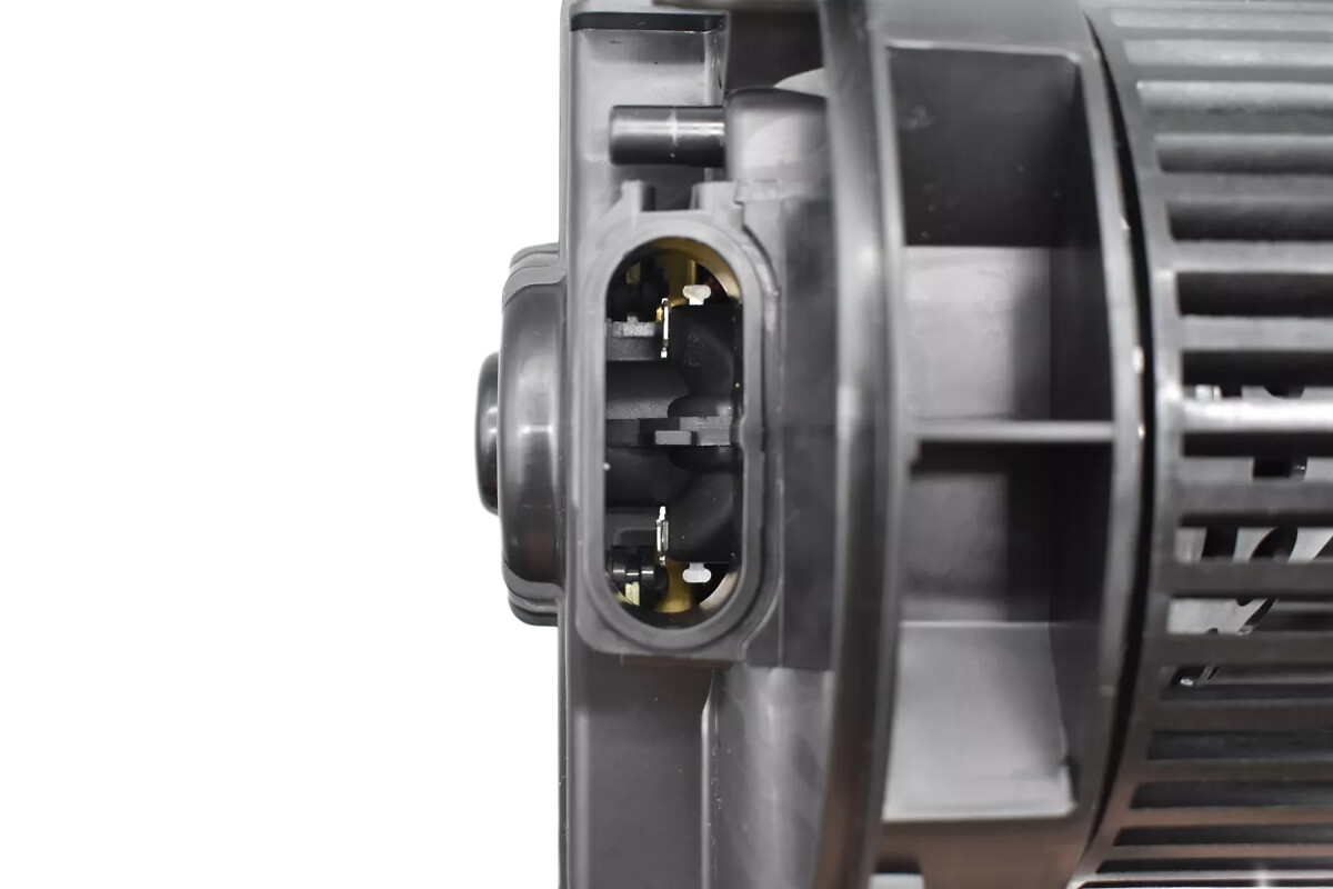 VALEO Kabineblæser 884632 for PEUGEOT TOYOTA