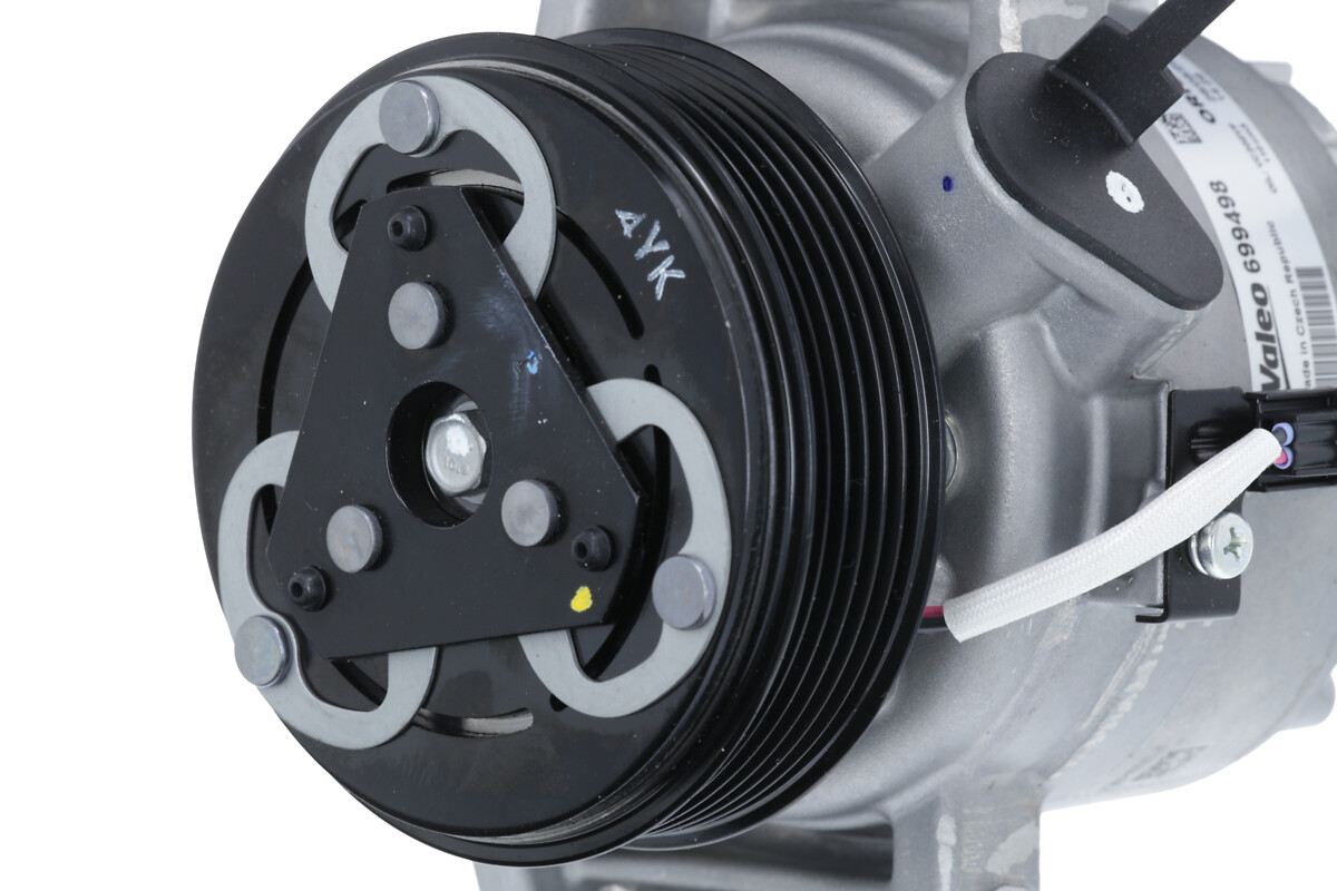 VALEO Kompressor, klimaanlæg 699498 for DACIA
