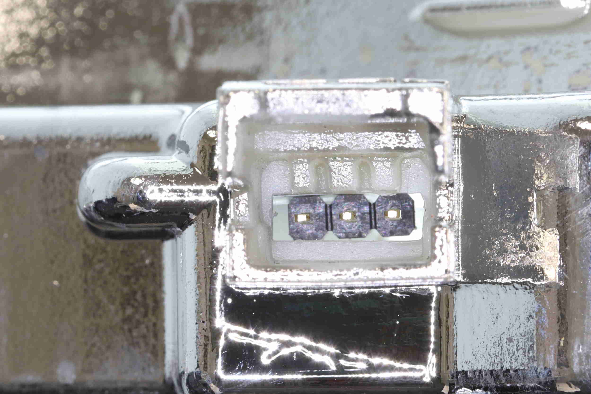 VEMO Blinklygte v10840125 LED foran til højre for VW